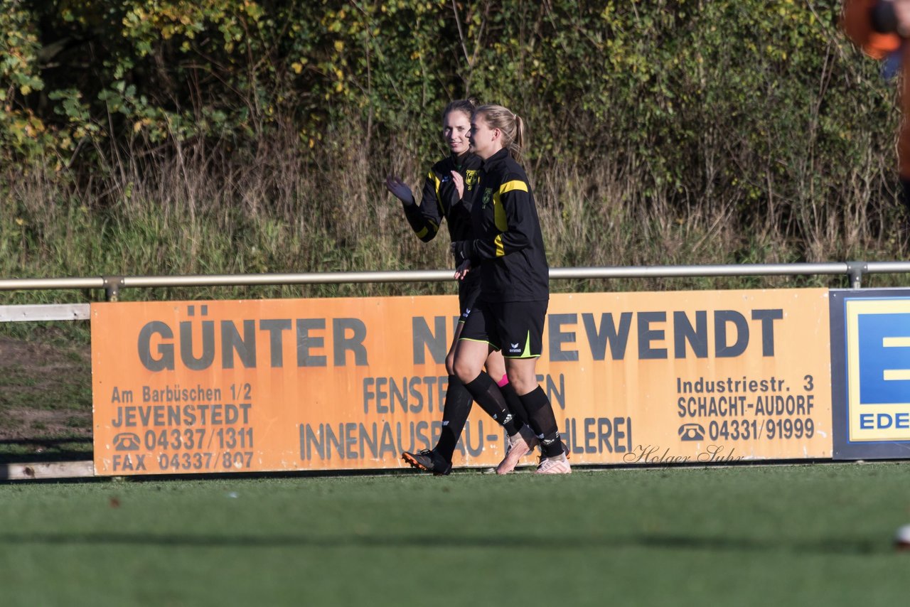 Bild 232 - Frauen TSV Vineta Audorg - SV Friesia 03 Riesum Lindholm : Ergebnis: 2:4